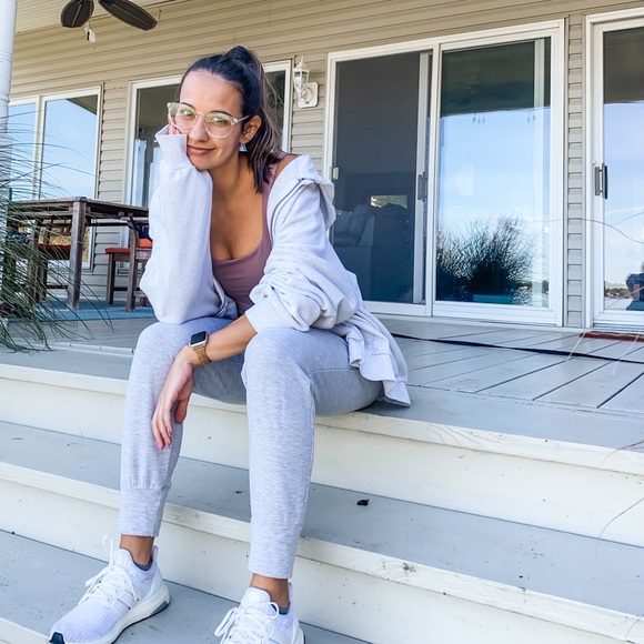 Meet the Posher Other - Meet your Posher, Becca